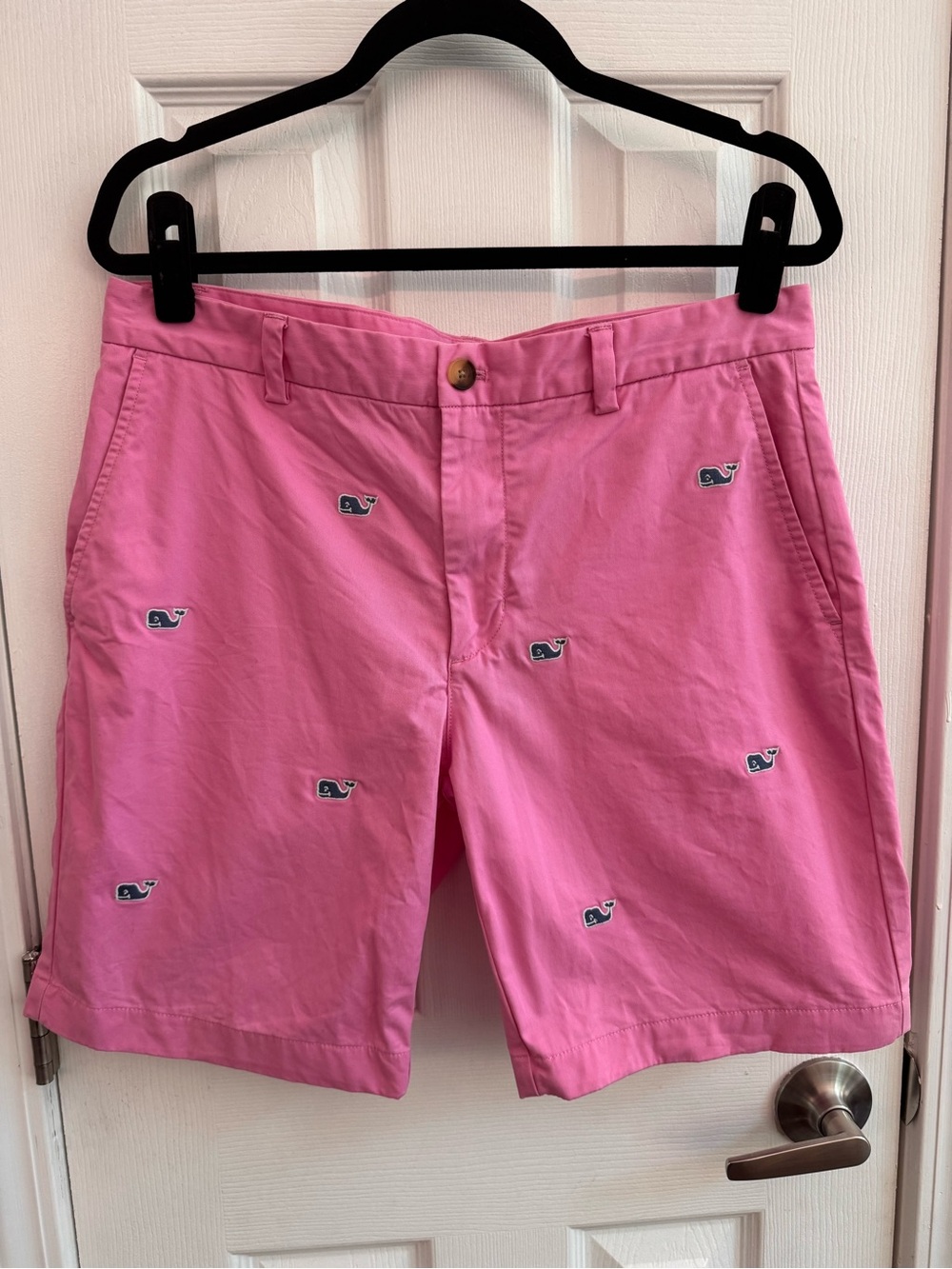 VINEYARD VINES Pink Whale Breaker Shorts Mens Size 33